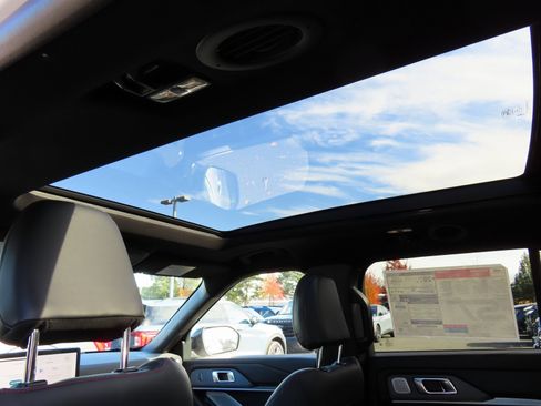 New 2026 Ford Explorer ST w/ Sun And Sound Package image 15