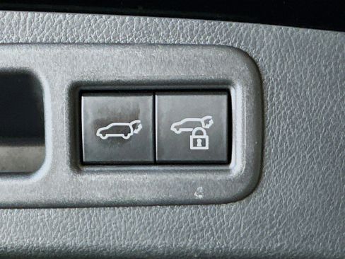 Used 2023 Lexus RX 350 Premium w/ Accessory Package AWD/4WD image 30