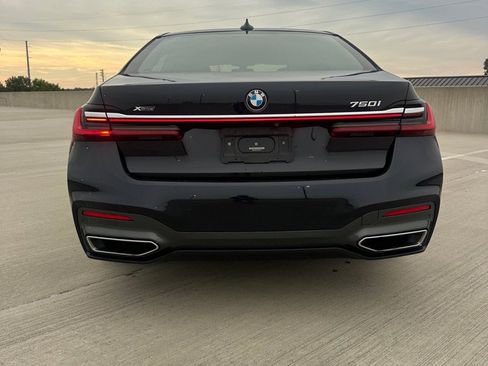 Used 2020 BMW 750i xDrive w/ Executive Package AWD/4WD image 5