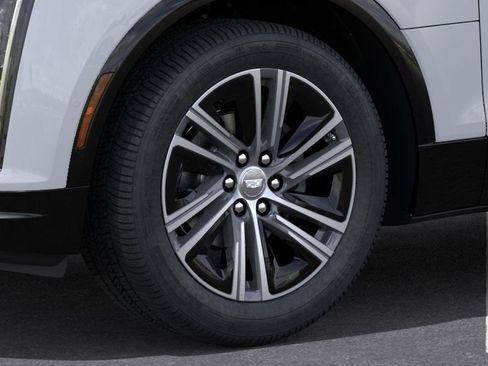 New 2026 Cadillac Lyriq Luxury image 9