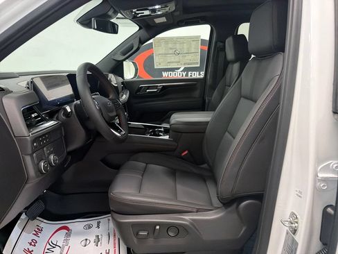 New 2026 Chevrolet Suburban RST w/ Comfort Package RWD image 8