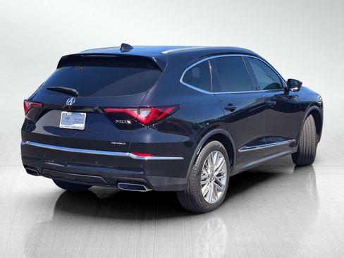 Used 2023 Acura MDX SH-AWD w/ Advance Package image 4