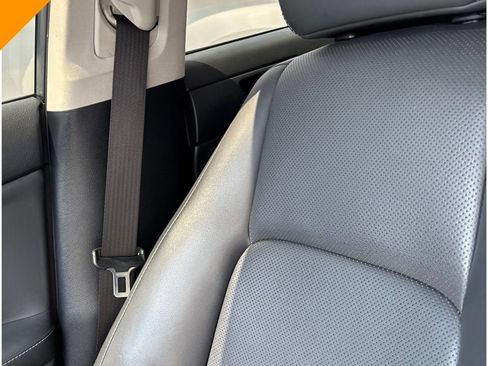 Used 2017 Lexus IS 200t w/ Premium Package RWD image 19