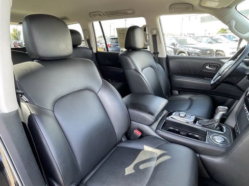 Used 2024 Nissan Armada SV image 30