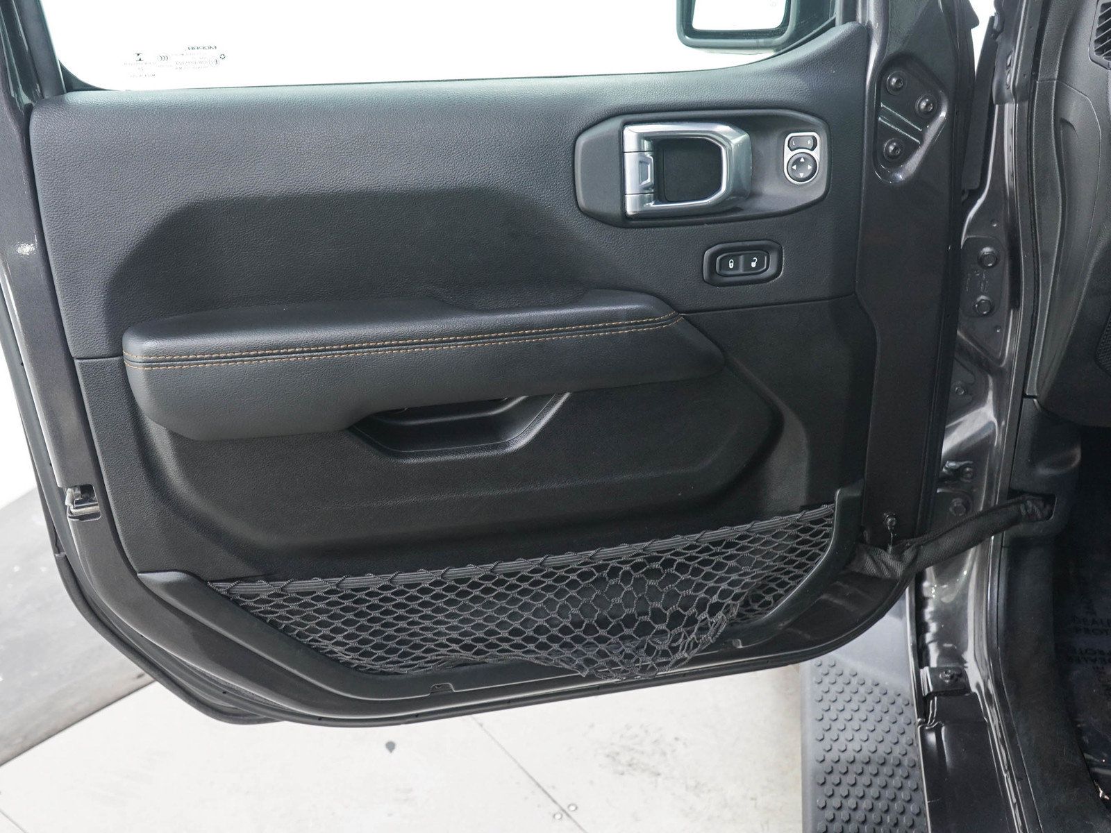 Used 2021 Jeep Wrangler Unlimited Sahara AWD/4WD image 19