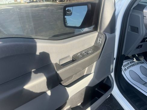 Used 2019 RAM 1500 Big Horn AWD/4WD image 3