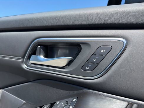 New 2026 Nissan Rogue Platinum AWD/4WD image 16