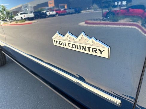 Used 2019 Chevrolet Silverado 3500 High Country image 9
