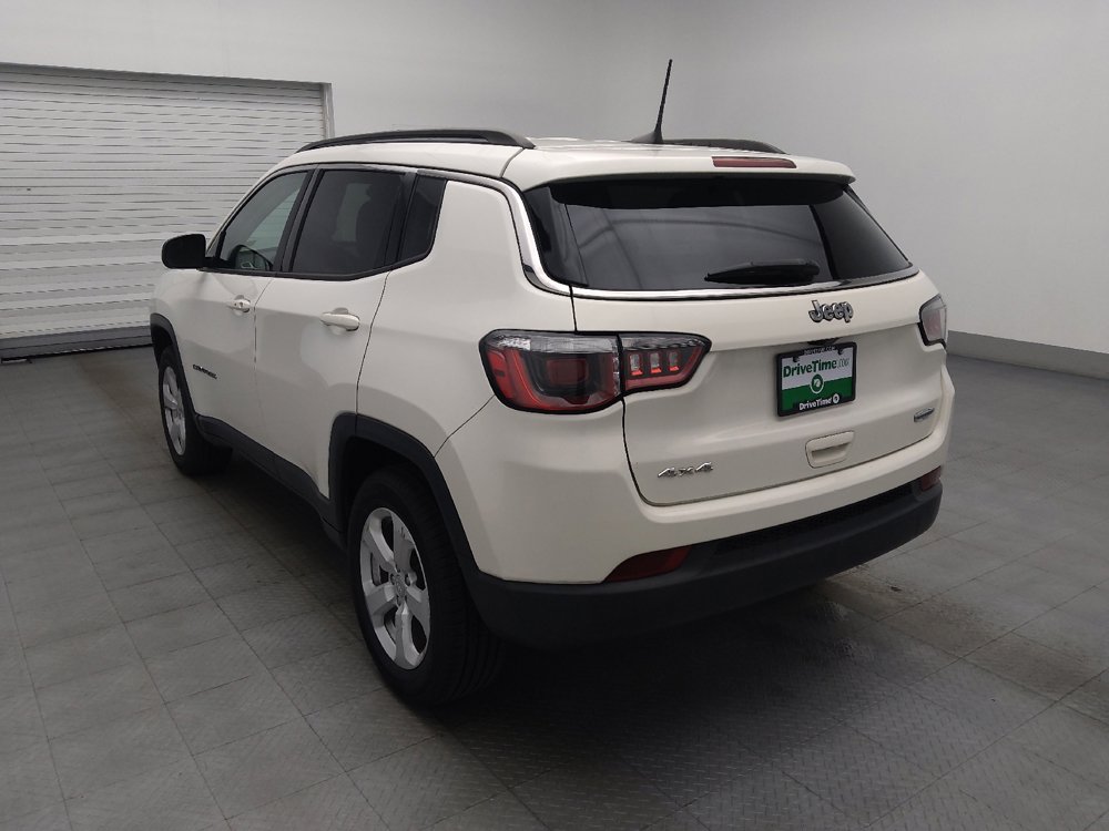 Used 2018 Jeep Compass Latitude w/ Popular Equipment Group AWD/4WD image 5