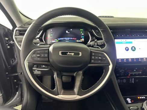 Used 2023 Jeep Grand Cherokee 4WD 4xe image 14