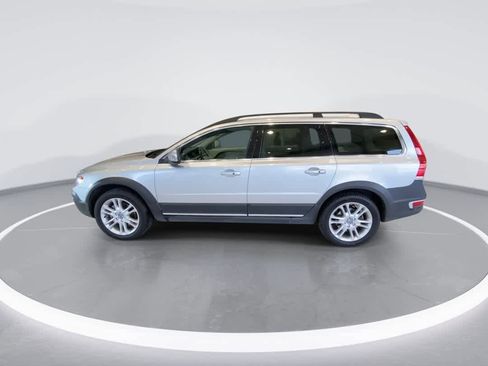 Used 2016 Volvo XC70 T5 Premier w/ Proximity Package image 5
