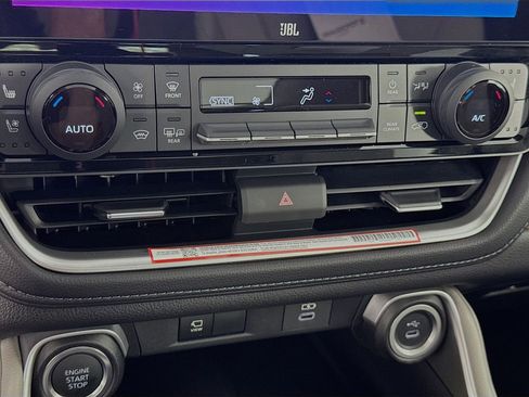 New 2026 Toyota Grand Highlander Limited image 19