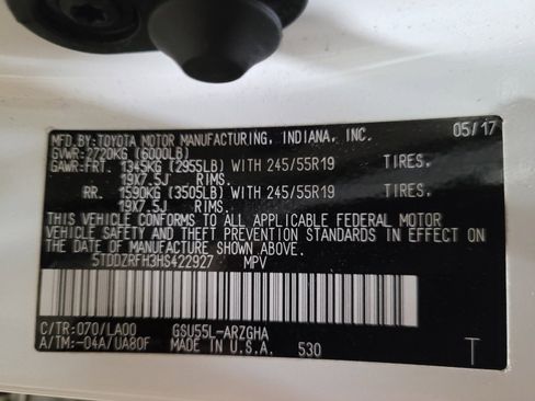 Used 2017 Toyota Highlander Limited image 33