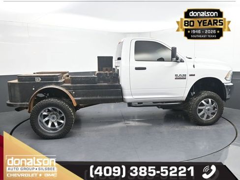 Used 2018 RAM 3500 Tradesman w/ Chrome Appearance Group image 2