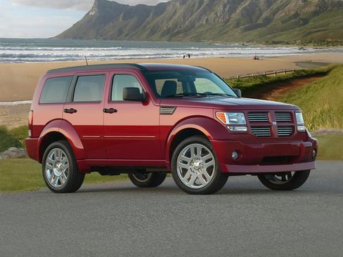 Used 2010 Dodge Nitro Heat AWD/4WD image 1