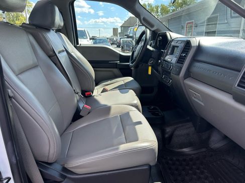 Used 2019 Ford F250 XL w/ Power Equipment Group AWD/4WD image 26
