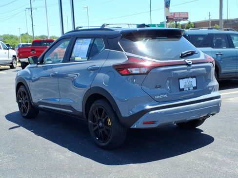 Used 2023 Nissan Kicks SR FWD image 7