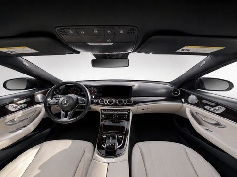 Used 2019 Mercedes-Benz E 300 image 18