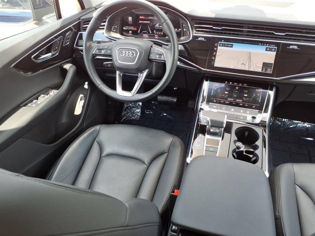 Used 2022 Audi Q7 2.0T Premium AWD/4WD image 6