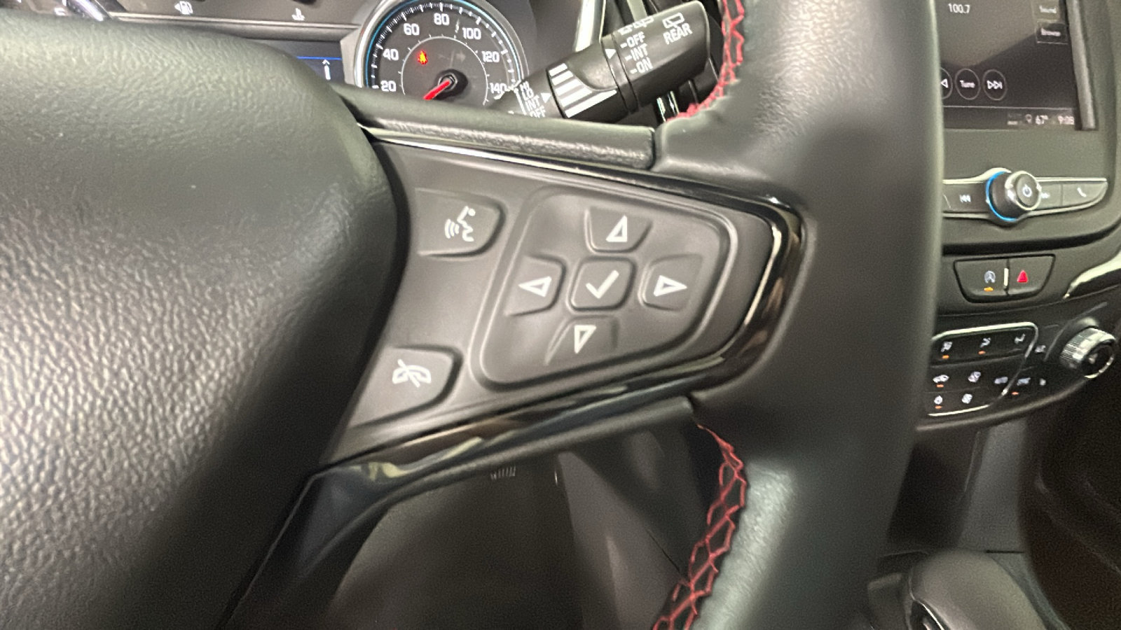 Used 2024 Chevrolet Equinox RS AWD/4WD image 20