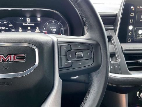 Used 2022 GMC Yukon SLT w/ SLT Luxury Package image 25