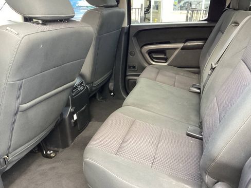 Used 2015 Nissan Titan PRO-4X AWD/4WD image 15