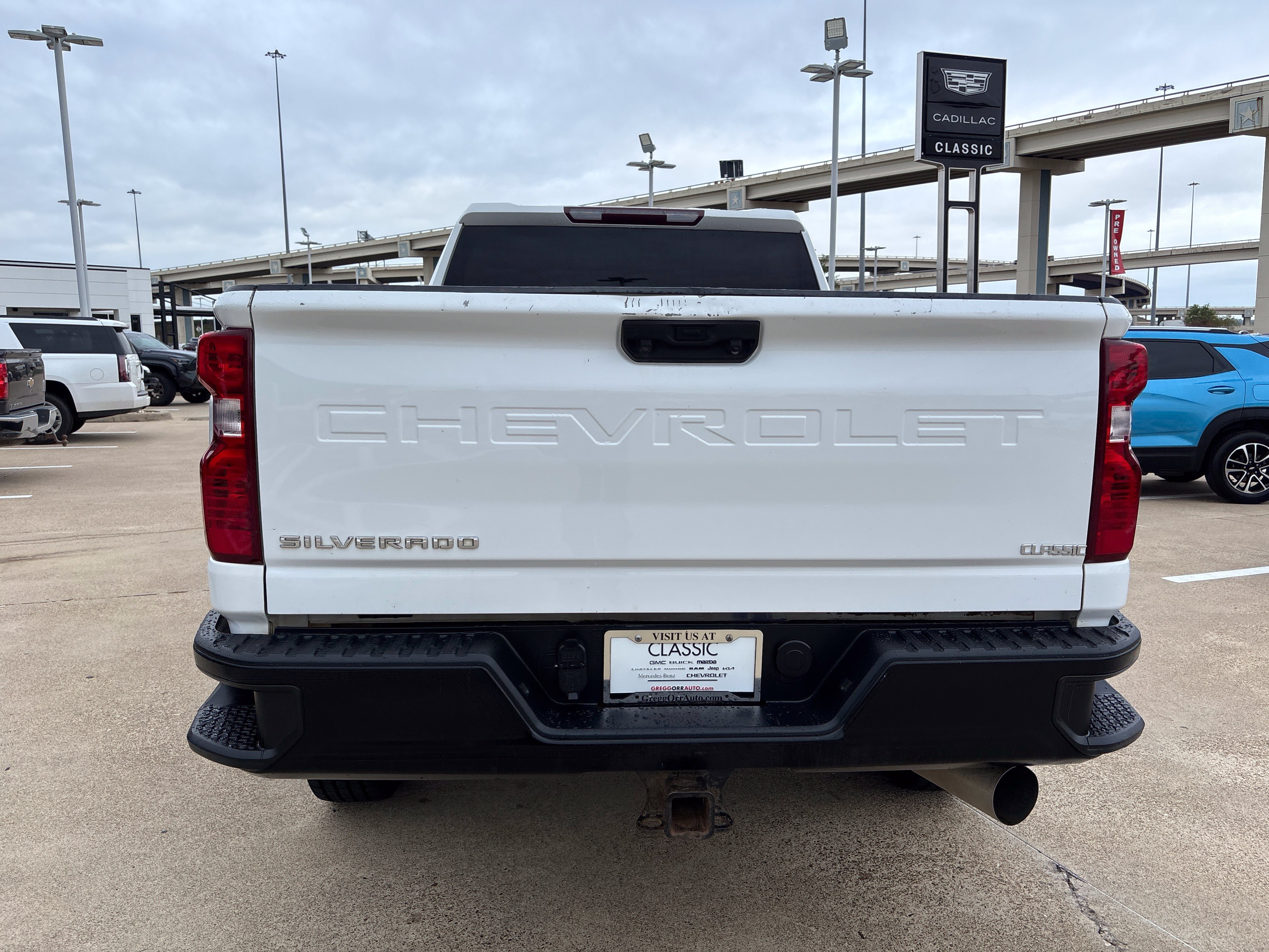 Used 2020 Chevrolet Silverado 2500 W/T AWD/4WD image 9
