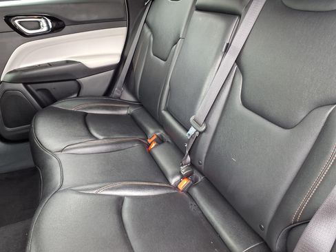 Used 2024 Jeep Compass Limited AWD/4WD image 7