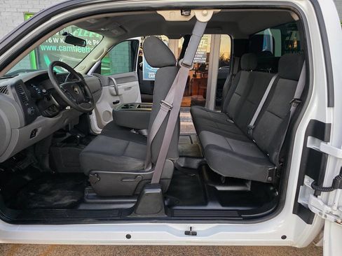 Used 2013 Chevrolet Silverado 1500 W/T image 29