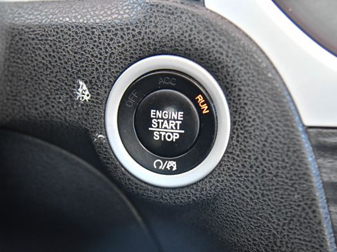 Used 2022 Chrysler 300 Touring w/ Sport Appearance Package image 27