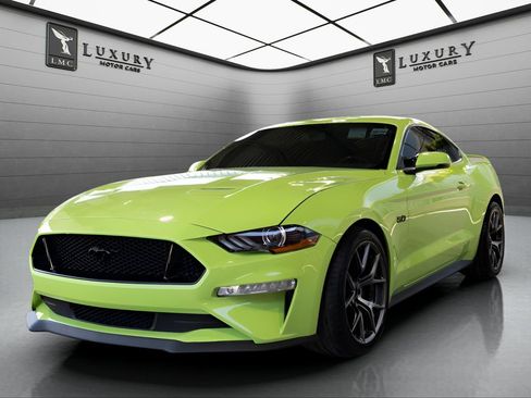Used 2020 Ford Mustang GT Premium w/ GT Performance Package RWD image 4