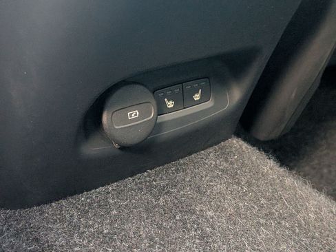 Used 2023 Jeep Grand Cherokee Altitude AWD/4WD image 26