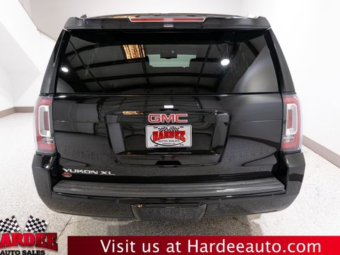 Used 2018 GMC Yukon XL SLT w/ Premium Edition RWD image 4