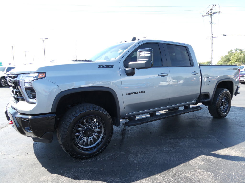 Certified 2025 Chevrolet Silverado 2500 LT w/ Trail Boss Package AWD/4WD image 8