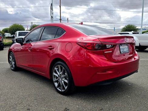 Used 2018 MAZDA MAZDA3 Touring image 6
