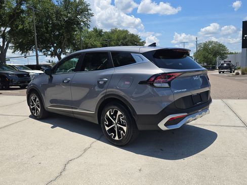 Certified 2025 Kia Sportage EX FWD image 6