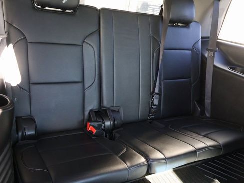 Used 2020 Chevrolet Tahoe LT image 17