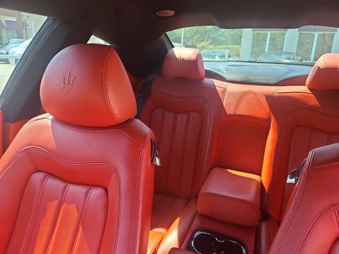 Used 2010 Maserati GranTurismo Coupe RWD image 24