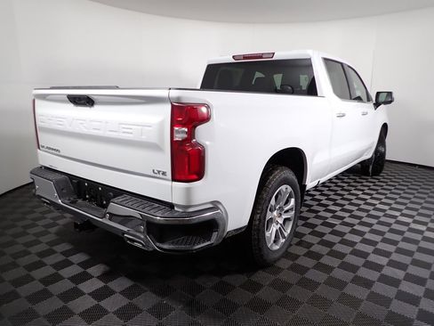 New 2026 Chevrolet Silverado 1500 LTZ w/ Z71 Off-Road Package image 16