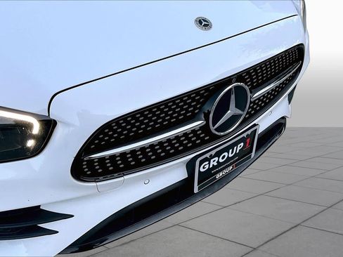 Used 2022 Mercedes-Benz E 450 4MATIC Sedan image 32