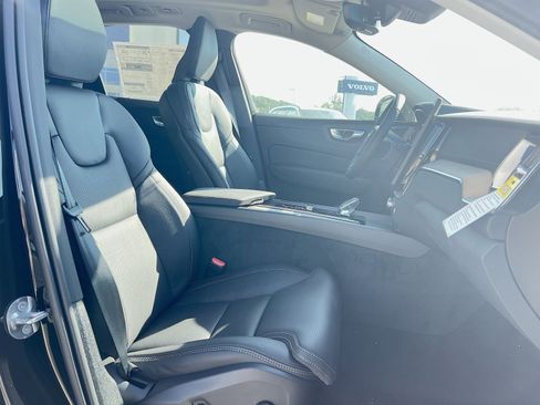 New 2026 Volvo XC60 B5 Ultra w/ Protection Package Premier image 25