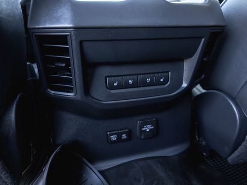 Used 2023 Toyota Tundra Platinum image 29