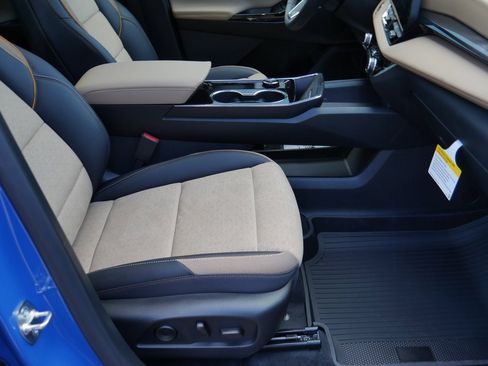 New 2026 Chevrolet Equinox ACTIV w/ Convenience Package III image 22