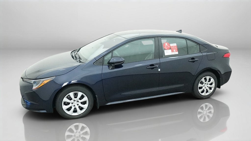 New 2027 Toyota Corolla LE FWD image 2