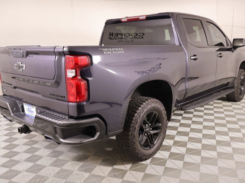 Used 2024 Chevrolet Silverado 1500 Custom Trail Boss w/ Dark Appearance Package image 19