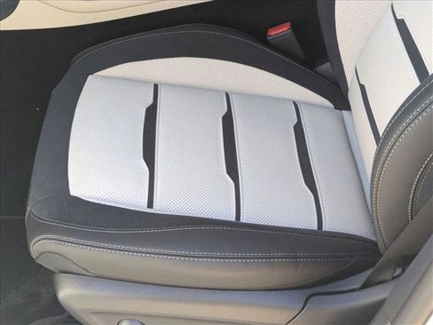 New 2026 Mercedes-Benz GLE 53 AMG AMG GLE 53 image 4