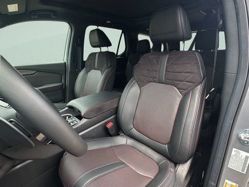 Certified 2026 Honda Pilot Black Edition image 13