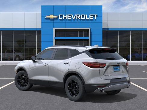 New 2025 Chevrolet Blazer LT w/ Midnight/Sport Edition AWD/4WD image 3