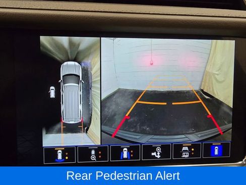 Used 2023 GMC Yukon Denali image 25