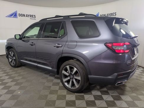 Certified 2024 Honda Pilot Elite image 4